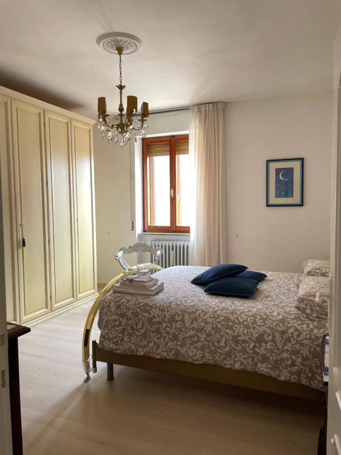 Apartmán La Signora Dei Fiori Gubbio Exteriér fotografie