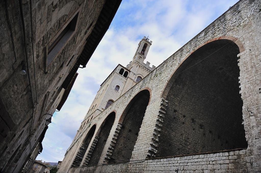 Apartmán La Signora Dei Fiori Gubbio Exteriér fotografie